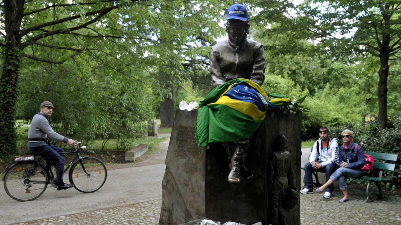 Senna's death inspired Brazil's 1994 WC run - Sportsnet.ca - 1280 x 720 jpeg 166kB