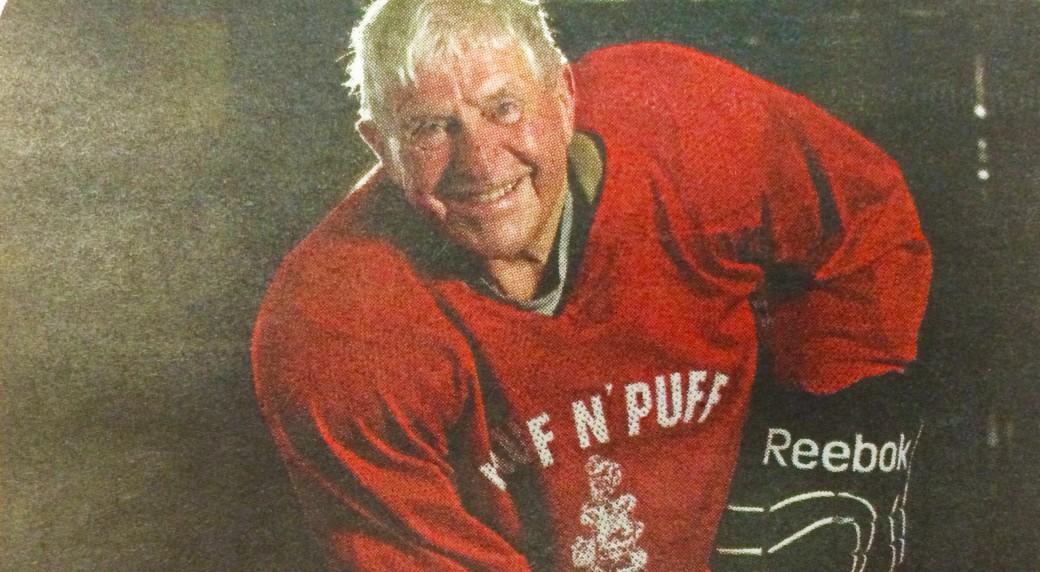 Canadian to world's oldest hockey player