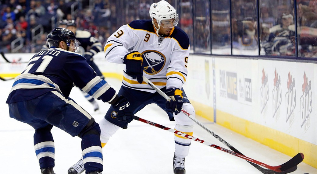 Evander Kane charged with harassment after incident at bar