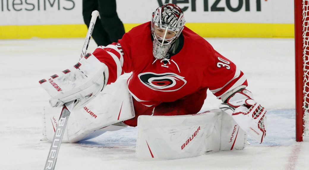 Hurricanes sign equipment manager to back up Cam Ward