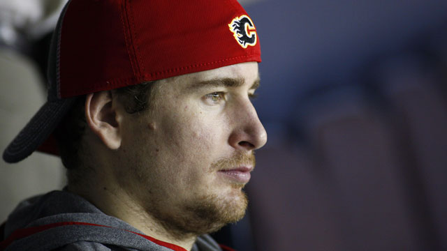 Flames Cervenka Signs With Khl Team Flames Cervenka Signs With Khl Team
